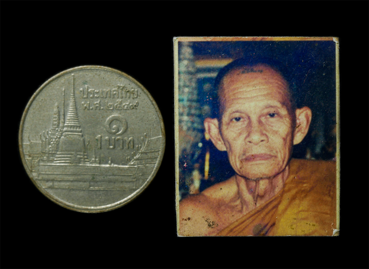 2569-01-21 (264)p.jpg - รูปถ่ายพระเกจิอาจารย์ หลังติดเกศา รูปเก่าสวย น่าเก็บสะสมบูชา | https://kamulet.in.th